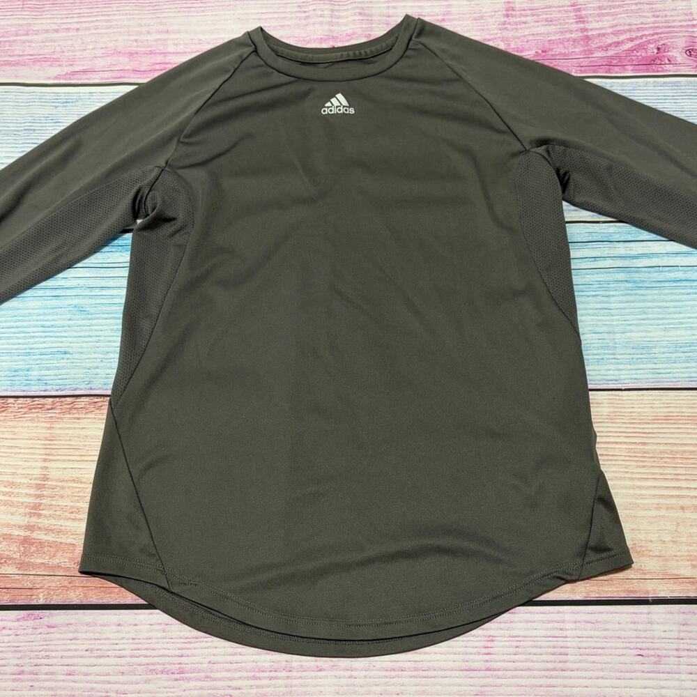 Adidas Girls Youth Large Gray Long Sleeve Athletic Top EUC